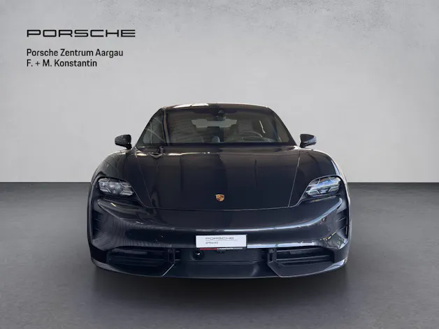 Porsche Taycan Turbo