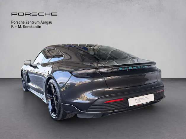 Porsche Taycan Turbo