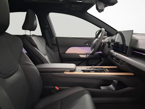 https://vehicle.imgix.net/4422775/2a980675-f0ec-4d27-8f5f-d8bd481feed3.jpg