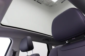 https://vehicle.imgix.net/4422784/52371f81-645f-4ed8-bc06-8c5cd8e38d1e.JPG