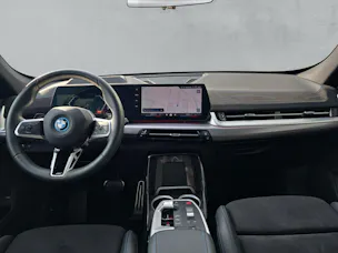 BMW X1 30e xDrive M Sport Pro (CH) AHK ** Spacesilber métallisé ** SoH à 99% **