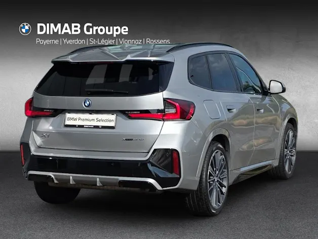 BMW X1 30e xDrive M Sport Pro (CH) AHK ** Spacesilber métallisé ** SoH à 99% **