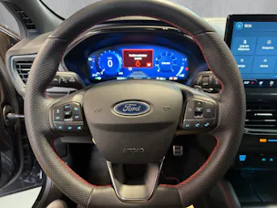 FORD Focus Station Wagon 1.0i EcoB Hybrid 155 ST-Line X
