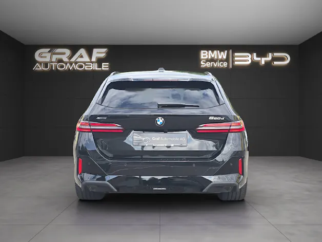 BMW 520d xDrive Touring M Sport PRO ** VOLLAUSSTATTUNG // 5 Jahre GARANTIE // 2'000 kg Anhängelast **