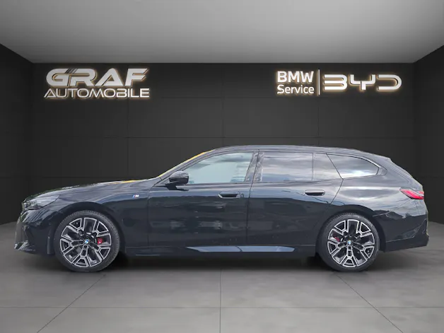 BMW 520d xDrive Touring M Sport PRO ** VOLLAUSSTATTUNG // 5 Jahre GARANTIE // 2'000 kg Anhängelast **