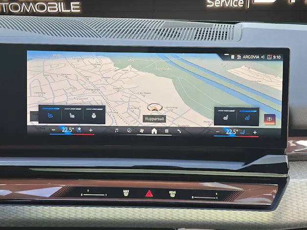 BMW 520d xDrive Touring M Sport PRO ** VOLLAUSSTATTUNG // 5 Jahre GARANTIE // 2'000 kg Anhängelast **