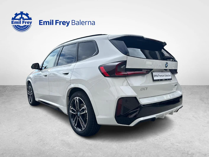 image du véhicule BMW iX1