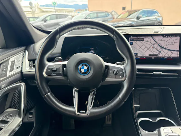 BMW iX1 xDrive 30