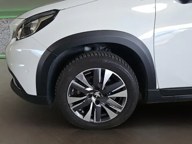PEUGEOT 2008 1.2 PureTech 130 Allure S/S