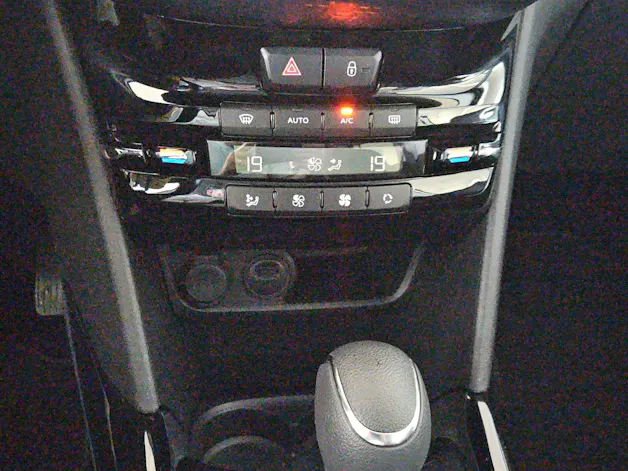 PEUGEOT 2008 1.2 PureTech 130 Allure S/S