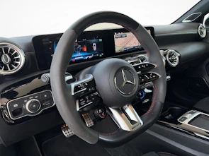 Fahrzeugbild MERCEDES-BENZ A 45 S AMG 4matic+