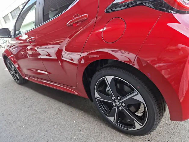 Toyota Yaris 1.5 VVT-i HSD Premium 47408/001