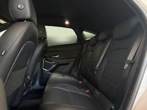Fahrzeugbild JAGUAR E-Pace 2.0 T 200 SE AWD - Pneumatici invernali inclusi
