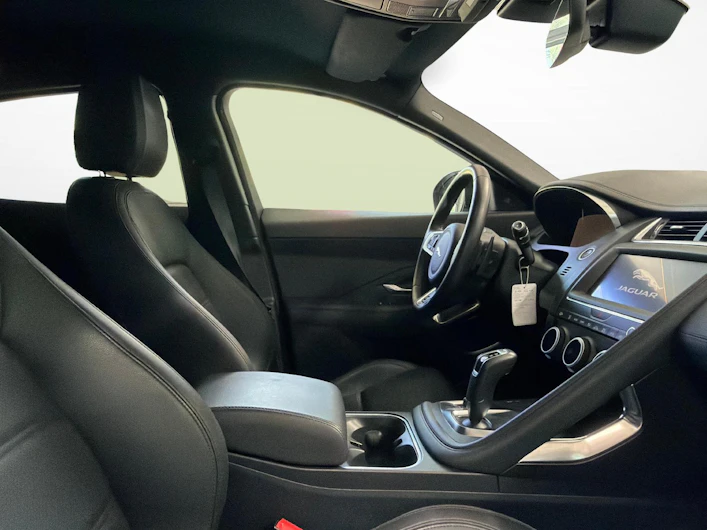 Fahrzeugbild JAGUAR E-PACE