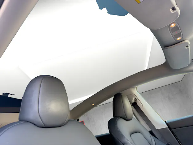 Tesla Model Y Long Range D