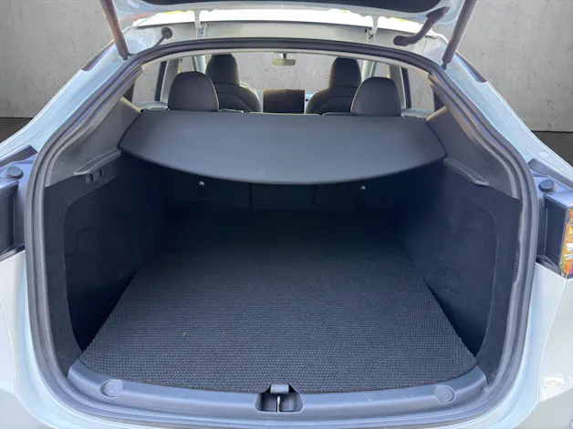 Tesla Model Y Long Range D