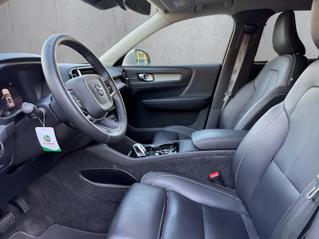 Volvo XC40 2.0 B5 MH Plus Bright AWD