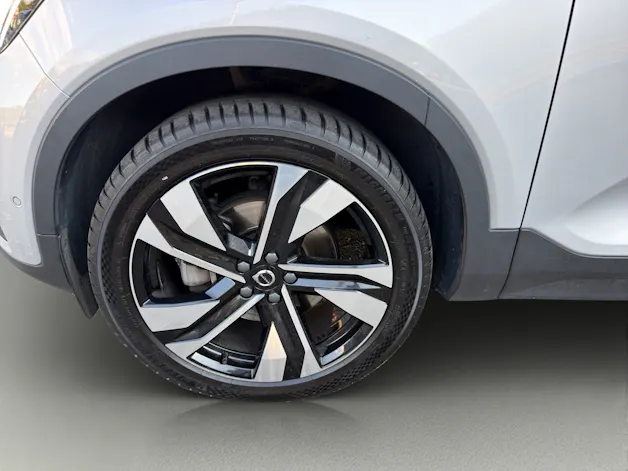 Volvo XC40 2.0 B5 MH Plus Bright AWD