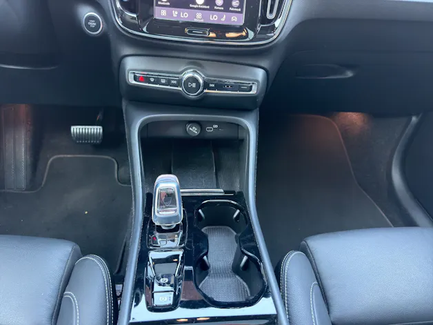 Volvo XC40 2.0 B5 MH Plus Bright AWD