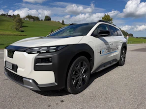 SUBARU E-OUTBACK 2