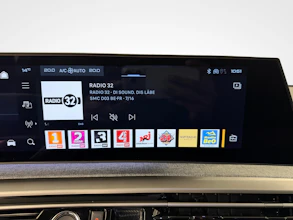 https://vehicle.imgix.net/4423038/a0ea242c-6983-49e7-93cf-70ad109bc9b3.jpg