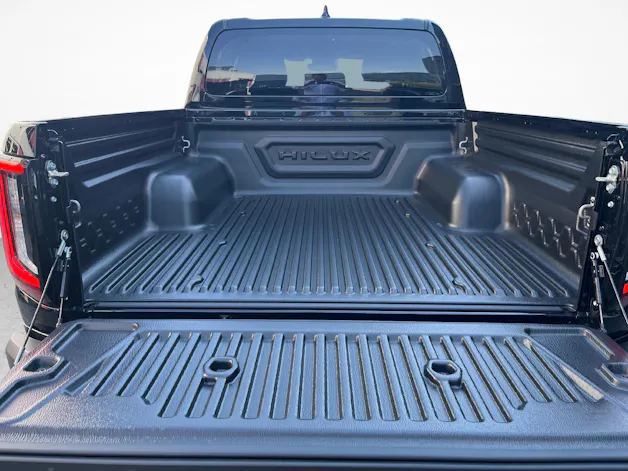 Toyota Hilux Double Cab.-Pick-up 2.8 D-4D MHEV 204 Style