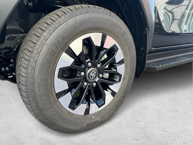 Toyota Hilux Double Cab.-Pick-up 2.8 D-4D MHEV 204 Style