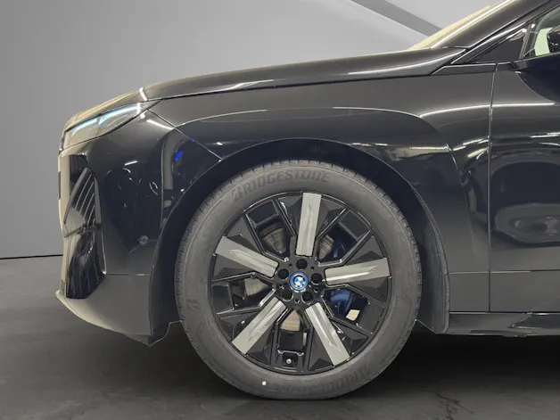 BMW iX xDrive50