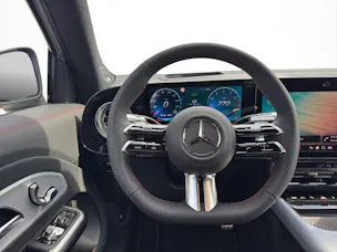 MERCEDES-BENZ GLB 220 AMG Line+ 4Matic