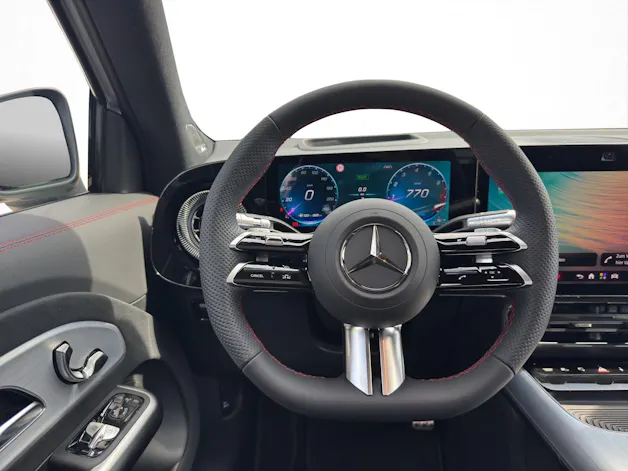 MERCEDES-BENZ GLB 220 AMG Line+ 4Matic