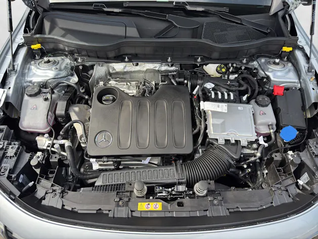 MERCEDES-BENZ GLB 220 AMG Line+ 4Matic