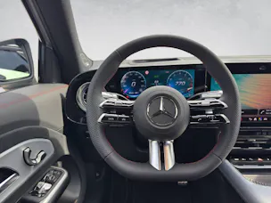 MERCEDES-BENZ GLB 220 AMG Line+ 4Matic
