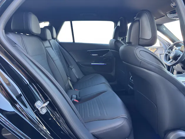 MERCEDES-BENZ C 220 d AMG Line 4Matic Swiss Star T-Modell