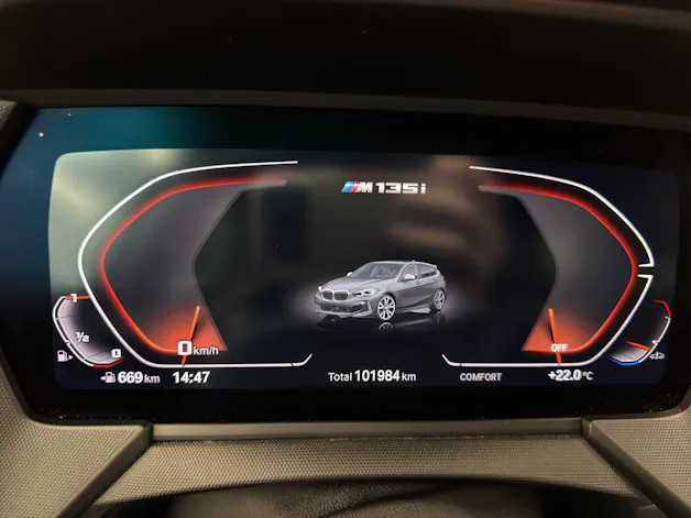BMW M135i xDrive M AERODYNAMIKPAKET