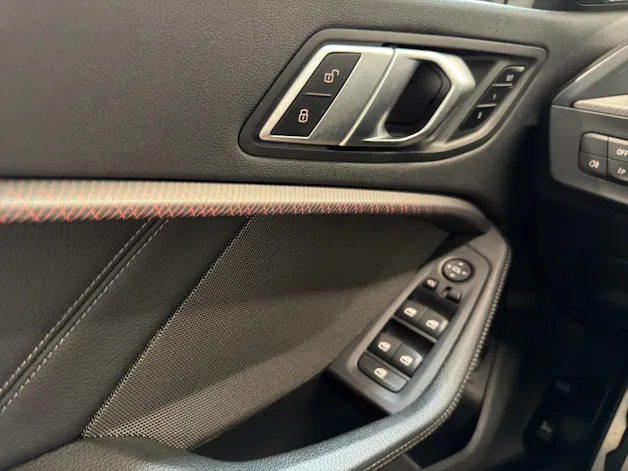 BMW M135i xDrive M AERODYNAMIKPAKET