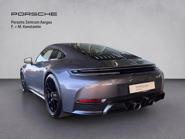 Porsche 911 Carrera 4 GTS