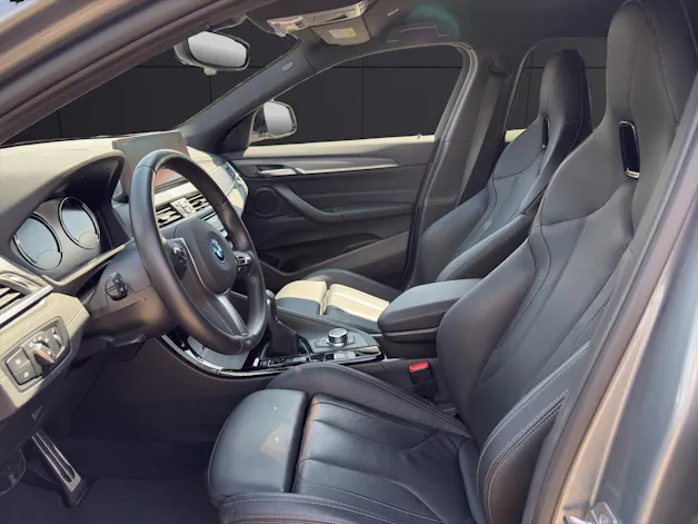 BMW X2 xDrive25e