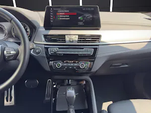 BMW X2 xDrive25e