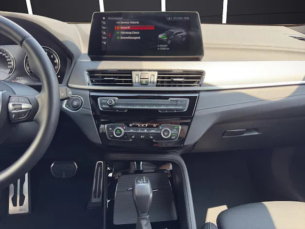 BMW X2 xDrive25e