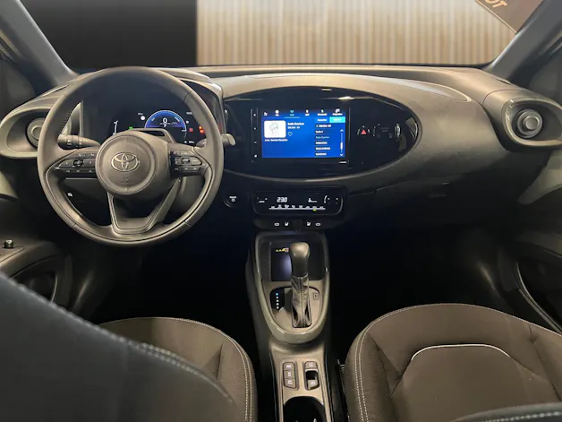 Toyota Aygo X 1.5 VVT-i HSD Trend