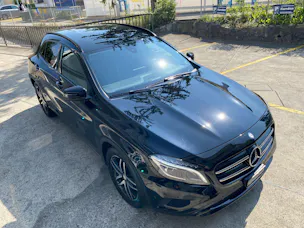MERCEDES-BENZ GLA 200 Night Star