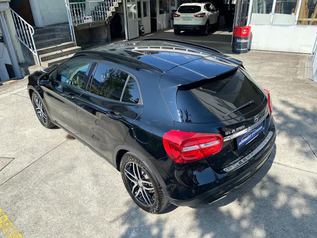 Mercedes-Benz GLA 200 Night Star