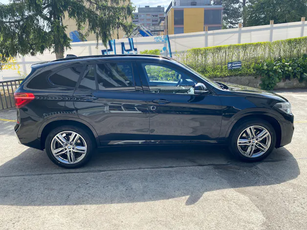 BMW X1 25i xDrive SAG