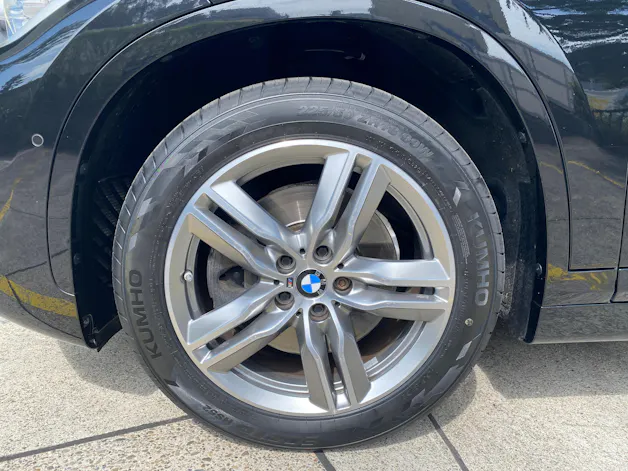 BMW X1 25i xDrive SAG