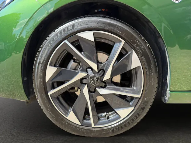 Peugeot 308 1.2 PureTech Allure Pack