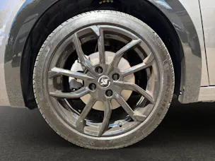 Peugeot 208 1.2 PureTech 130 GT