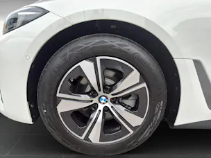 BMW i4 eDrive40