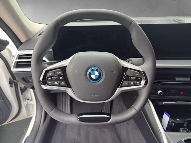 BMW i4 eDrive40