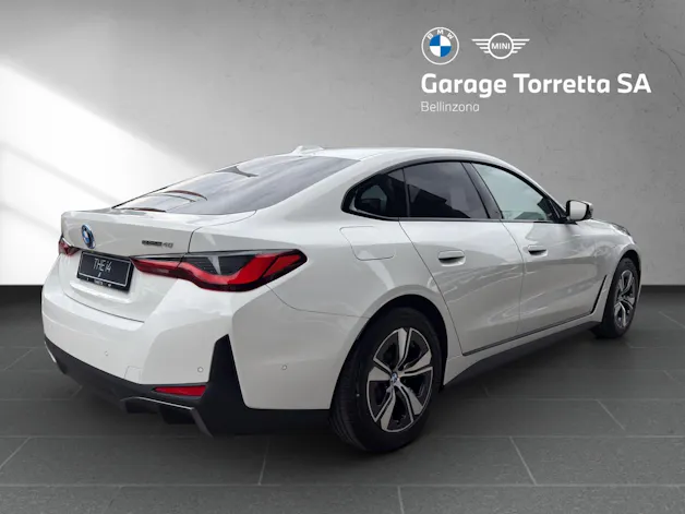BMW i4 eDrive40