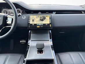 https://vehicle.imgix.net/4423235/c4fc762e-450a-42ff-866f-90761d28ba95.jpg
